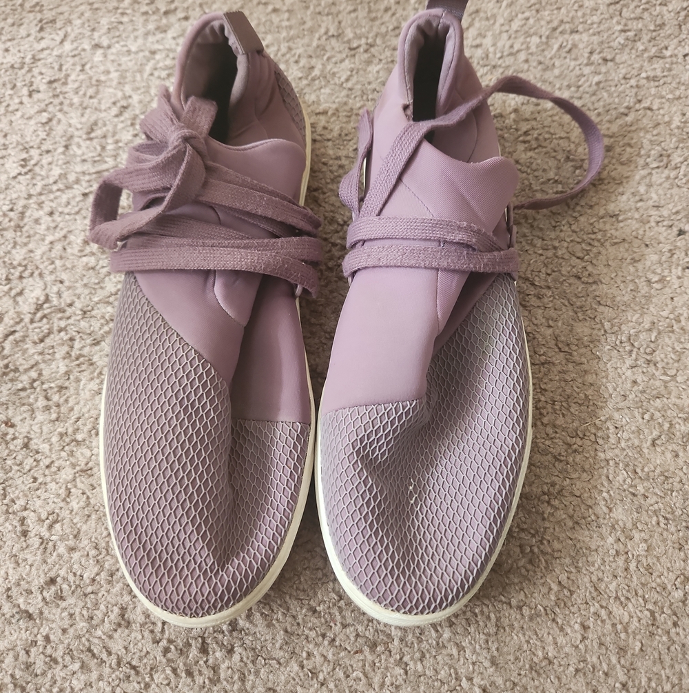 Mauve Women's Lace-Up Athletic Slip-On Sneakers
